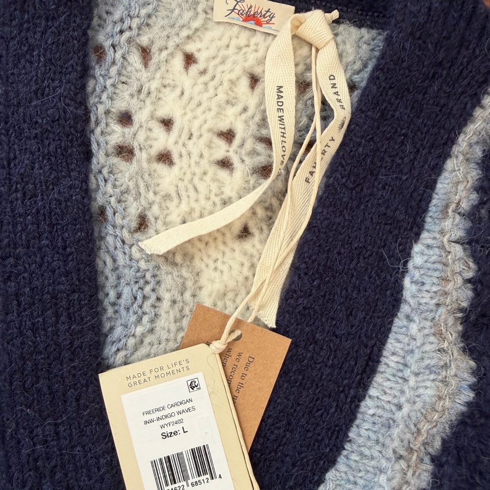 Faherty Blue, Navy & Cream Wave Knit Cardigan - Picture 3 of 3